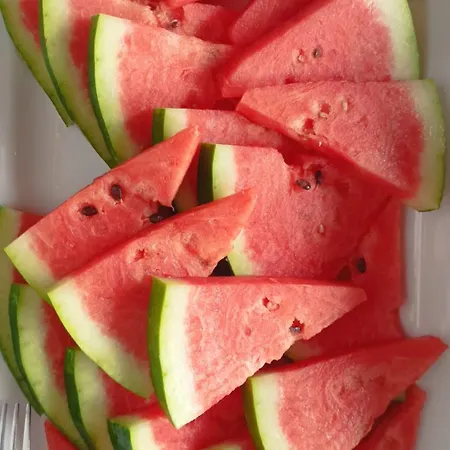 לינה וארוחת בוקר Cristina 3*