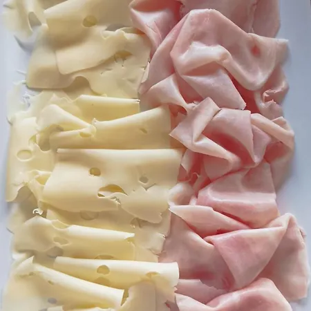 Cristina לינה וארוחת בוקר טוריצ'לה