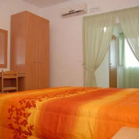 Couette-café Cristina Torricella (Taranto)