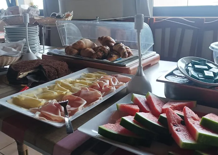 Cristina Bed & Breakfast 3*
